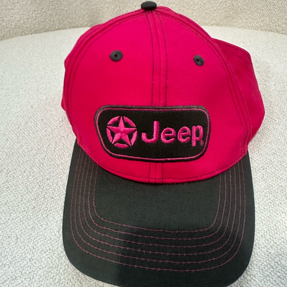 Jeep Woman Cap in pink and grey